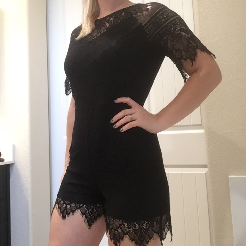Black lace Romper